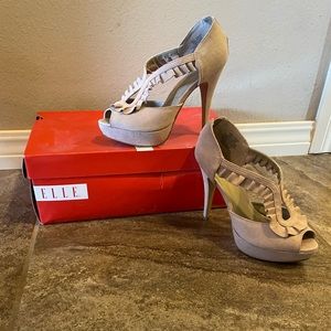 Gorgeous, hardly worn, nude suede heels.